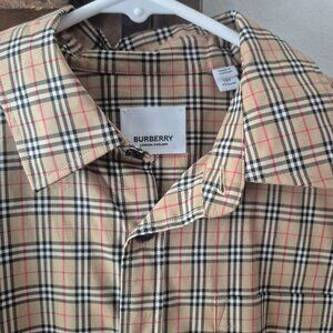 Burberry shirt size 12 youth excellent condition